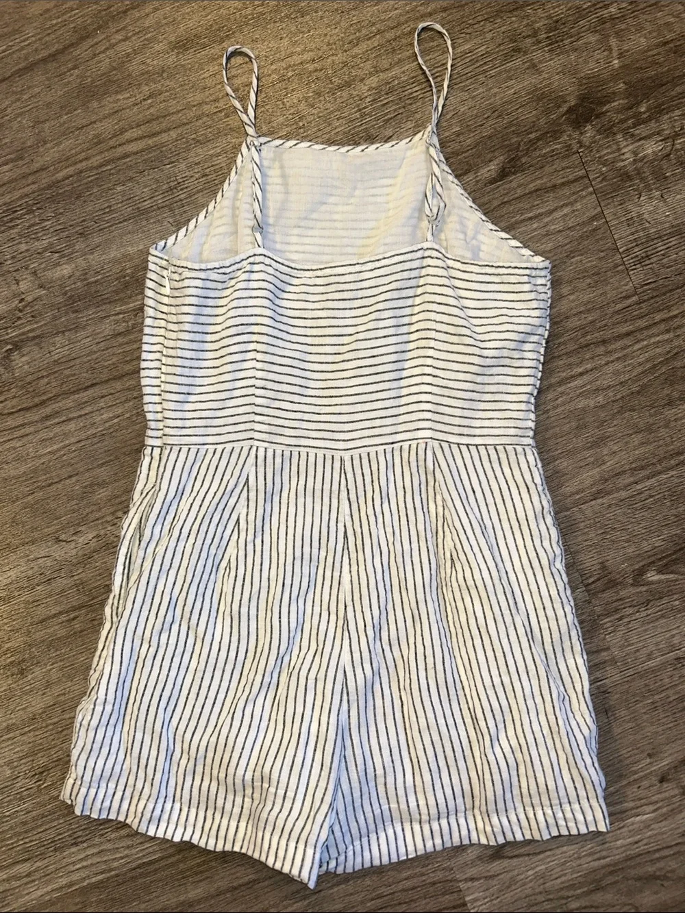 Vineyard Vines 100% Linen Striped Romper White Blue XS S